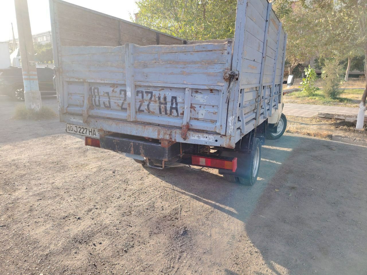 Газель сотилади 3 метрли
