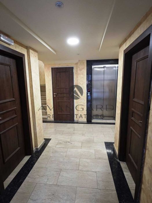 Продава се Двустаен апартамент в Пловдив, Център - 57 кв.м за 2088 €/кв.м - Снимка #9