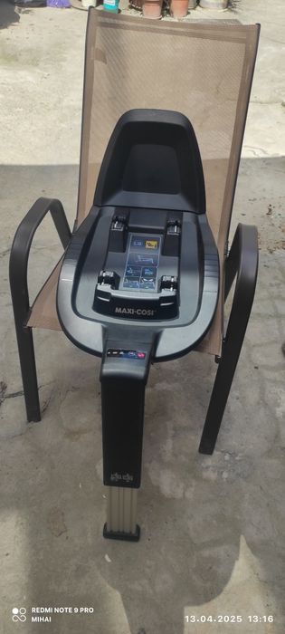 Scoica bebe auto / scaun auto Maxi-Cosi Pebble Pro i-Size + bază Isofi