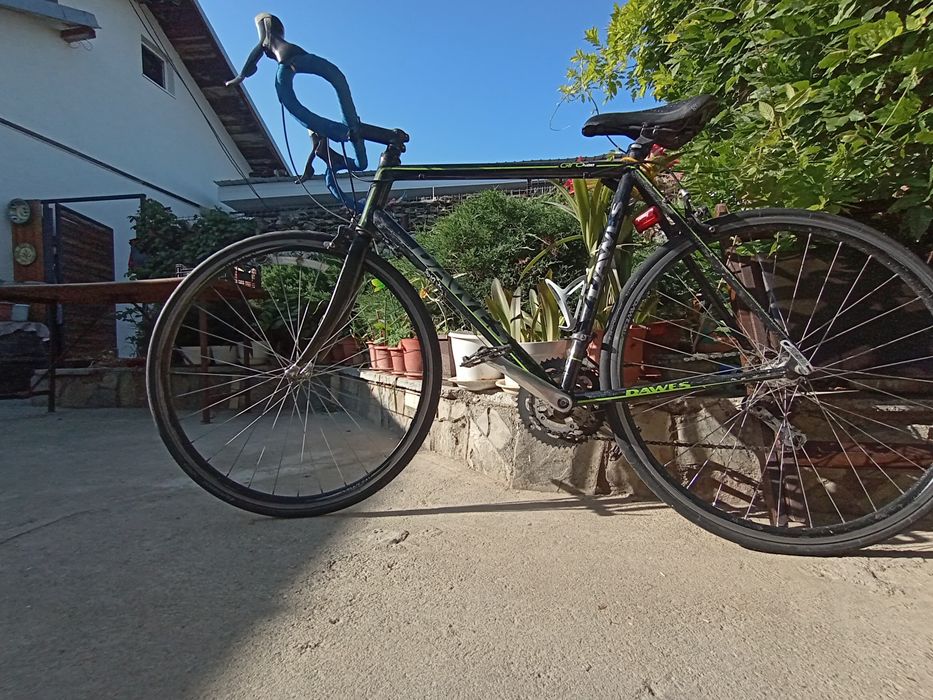 Bicicleta de strada Dawes giro 400