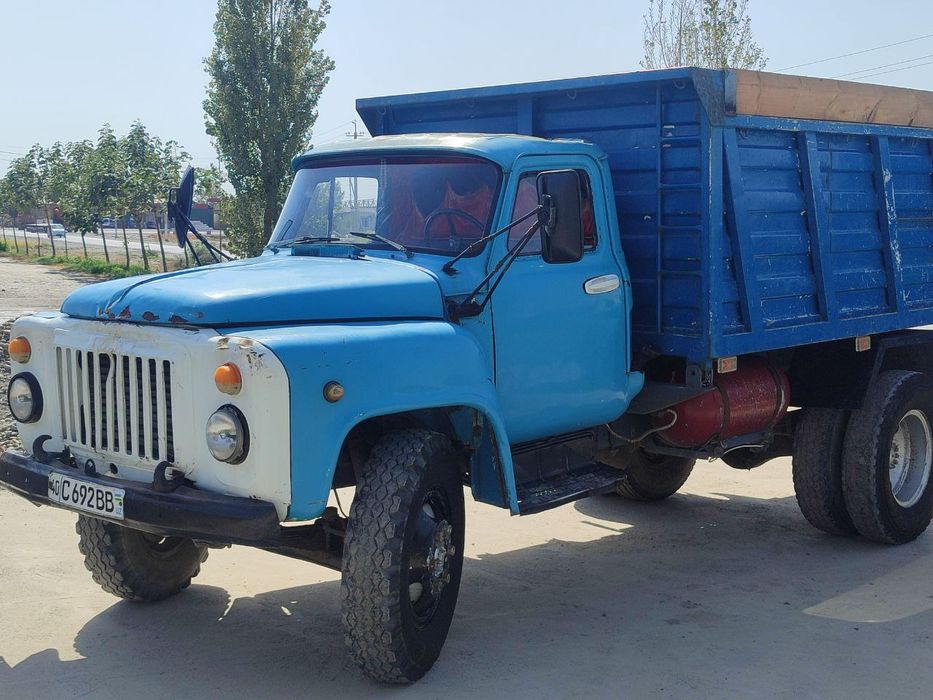 Gaz 53 samasval sotiladi