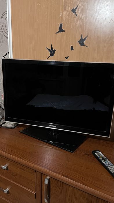 Продам телевизор самсунг