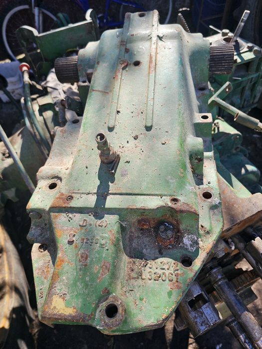 Piese John deer 2130..