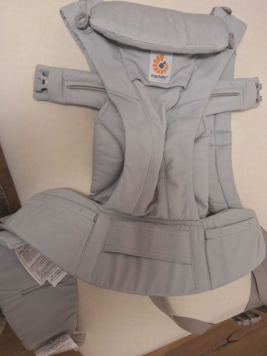 Кенгуру Ергономична раница Ergobaby - Adapt, Grey