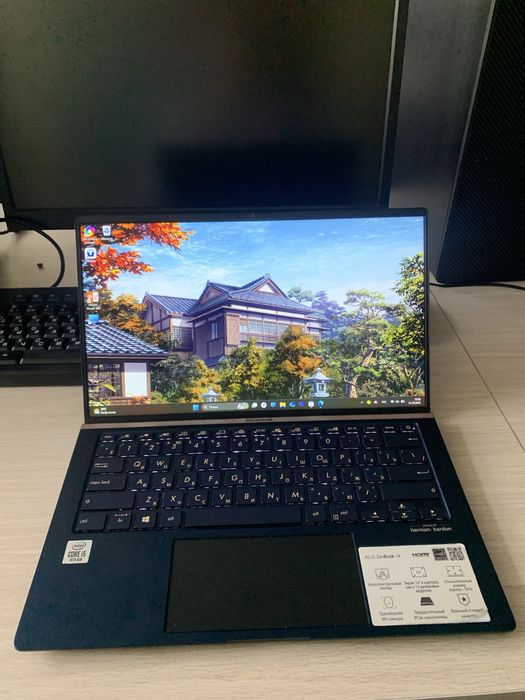 Ноутбук Asus ZenBook 14