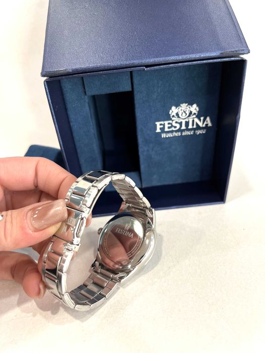 Ceas Clasic Festina F20511!