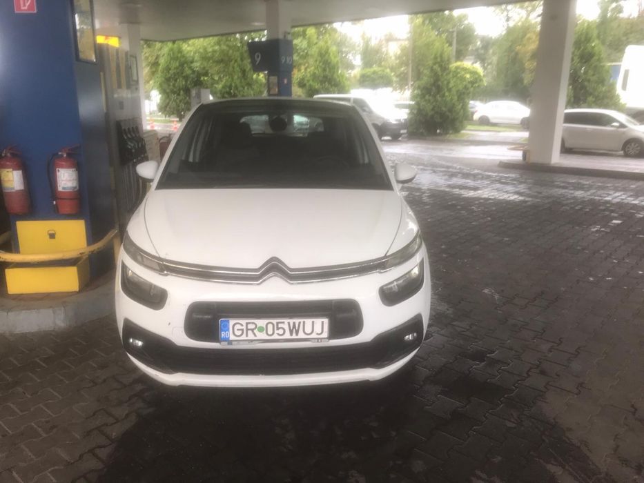 Inchiriez masini uber bolt
