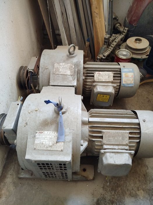 Срочно 2.2 квтли матор сотилади, холати яхши, заводской омботка