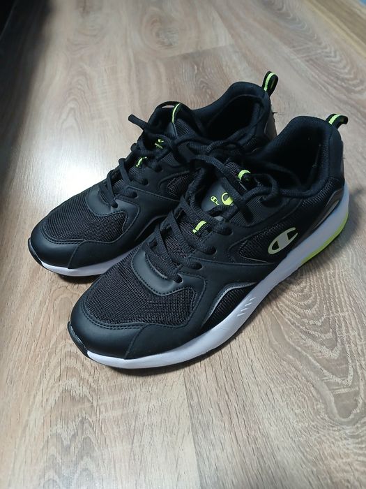 Чисто нови Champion Rowan маратонки