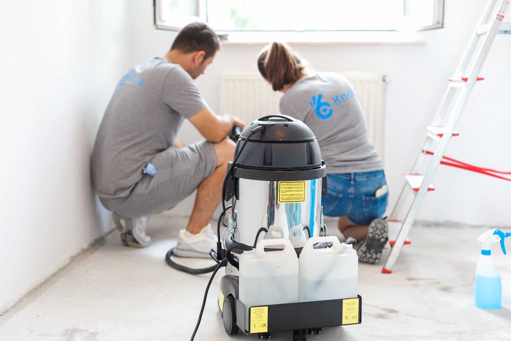 Angajăm doamne pentru curățenie (8h, L–V) — Knou