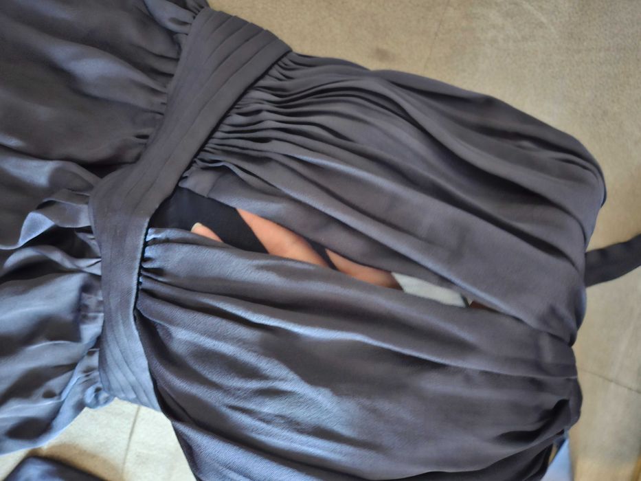 Дълга официална рокля, цвят navy, втора употреба, носена само веднъж