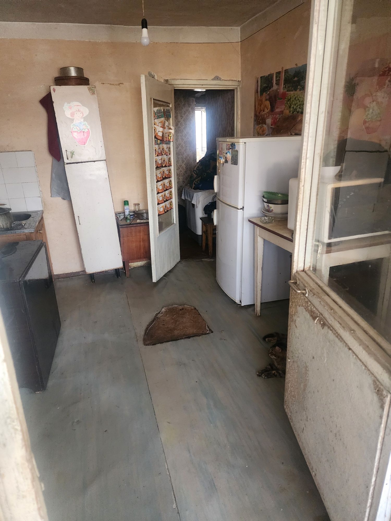 Срочно продается 2х комнатная квартира в районе саттепо,на 4 этаже,