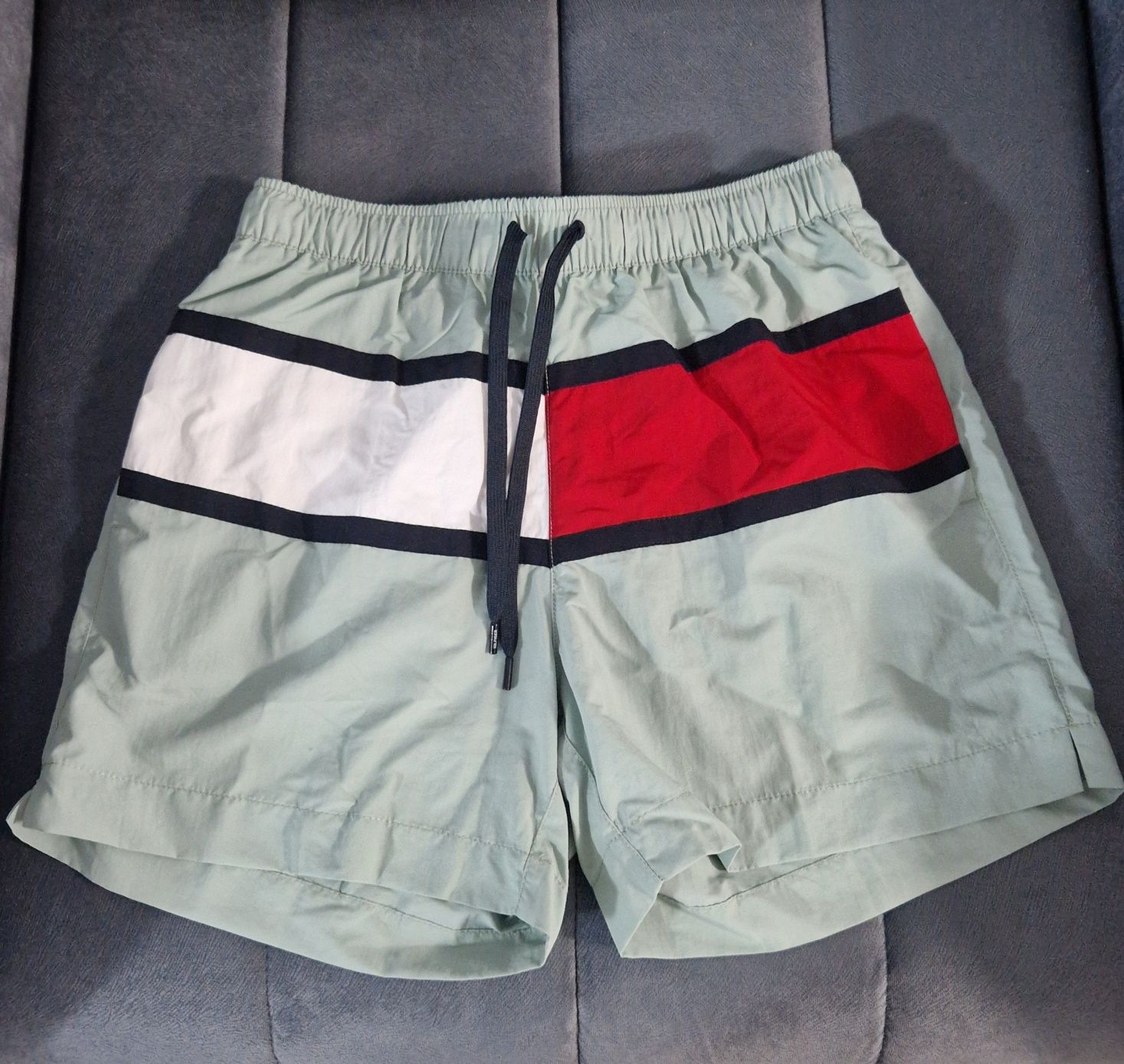 Pantaloni scurti (short) pentru baie