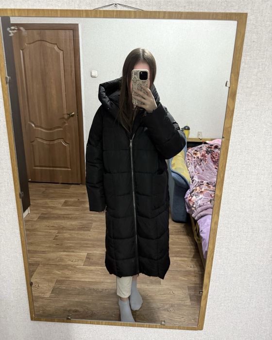 Черная зимняя куртка