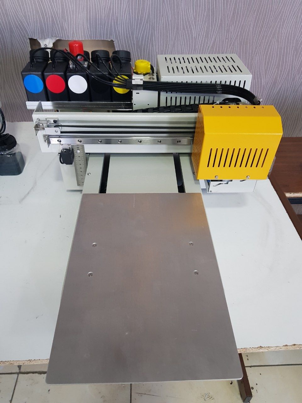 A4 uv printer sotiladi