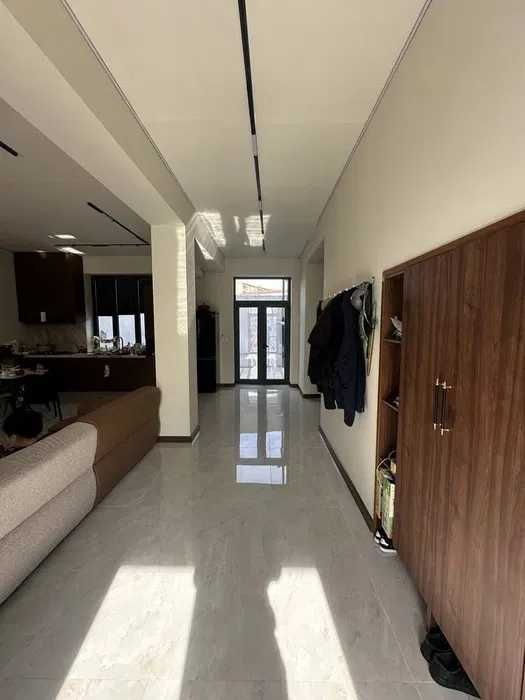 Сдаётся Евродом возле 4 роддома, можно под офис / id888 /