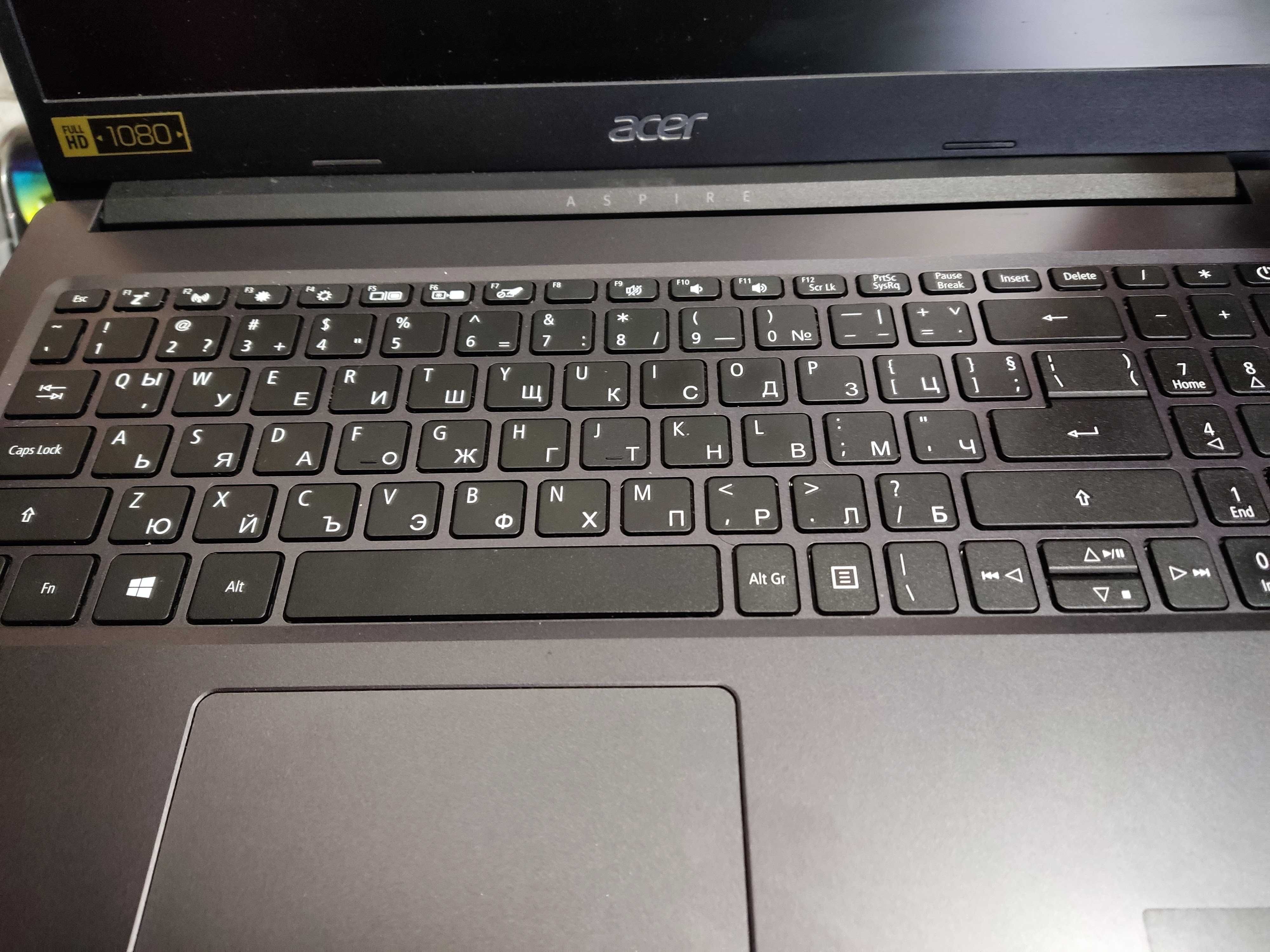 Лаптоп Нотбук Acer Aspire 3 А315-57, One D250 преносим компютър - НОВ!