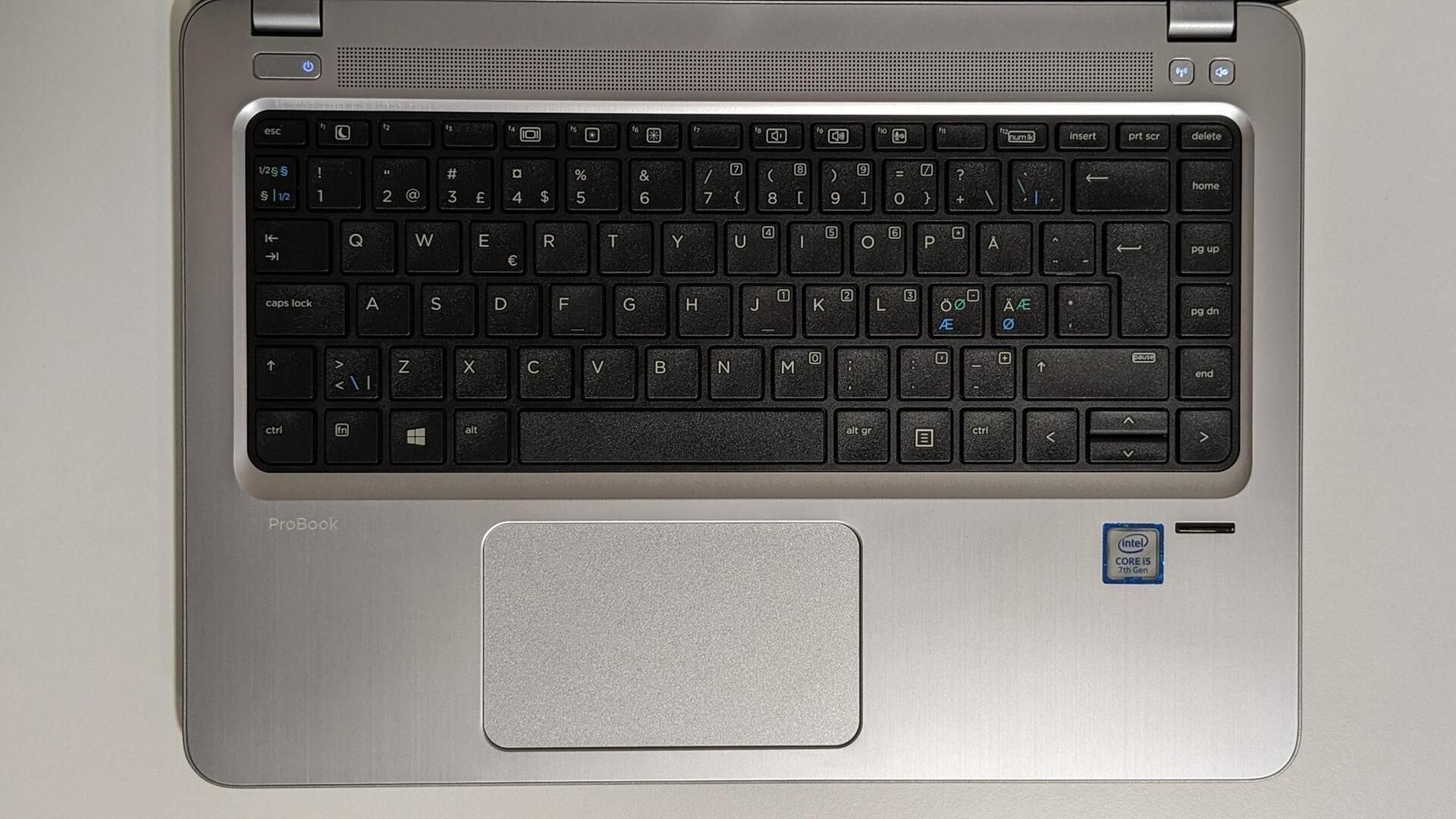 HP ProBook 430 G4 13.3" 1920x1080 i5-7200U 8GB 256GB батерия 3+ часа