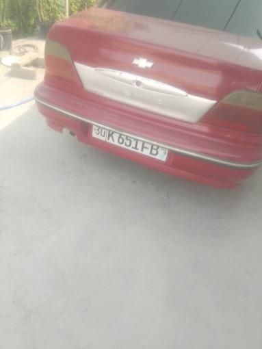 Nexia 1 qizil yaxshi turibdi