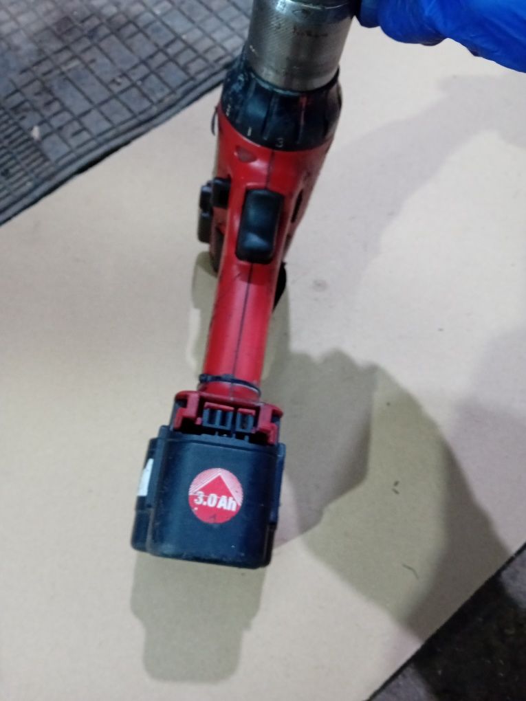 Продавам Milwaukee PLD12X