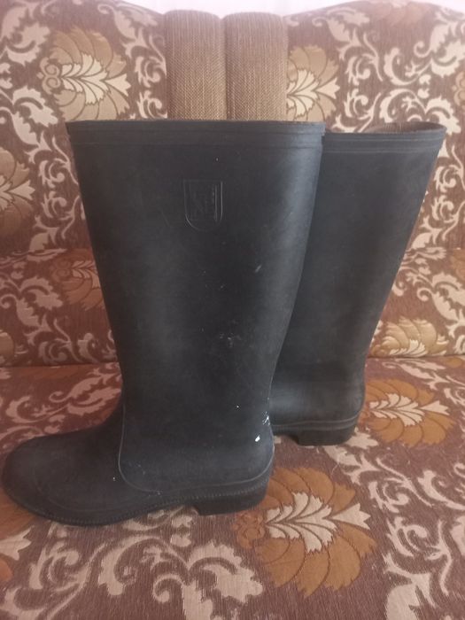 Продам сапоги резиновые