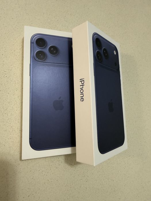 iPhone 17 Pro Max-нов,фабрично запечатан,САЩ,E-SIM