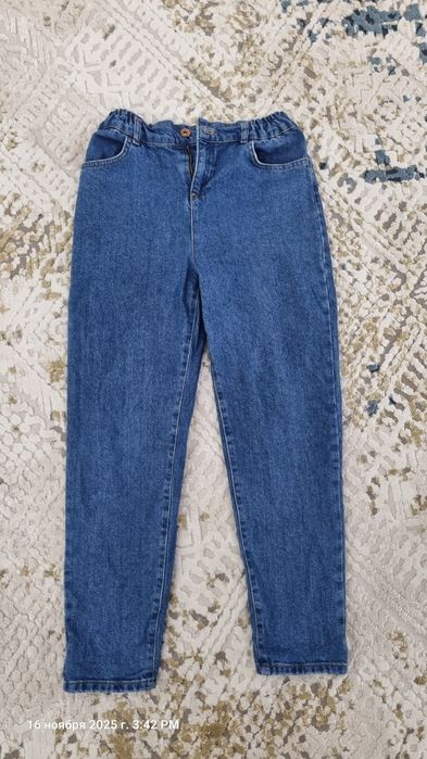 Джинсы мамс для подростка-девочки