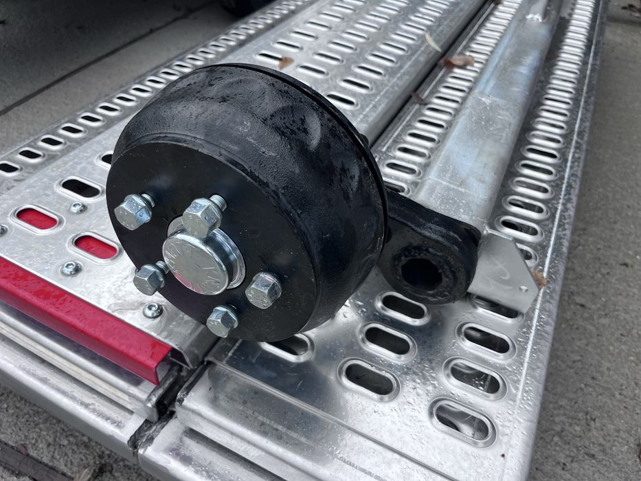 Мост за платформи 1350 кг  1400mm КНОТТ