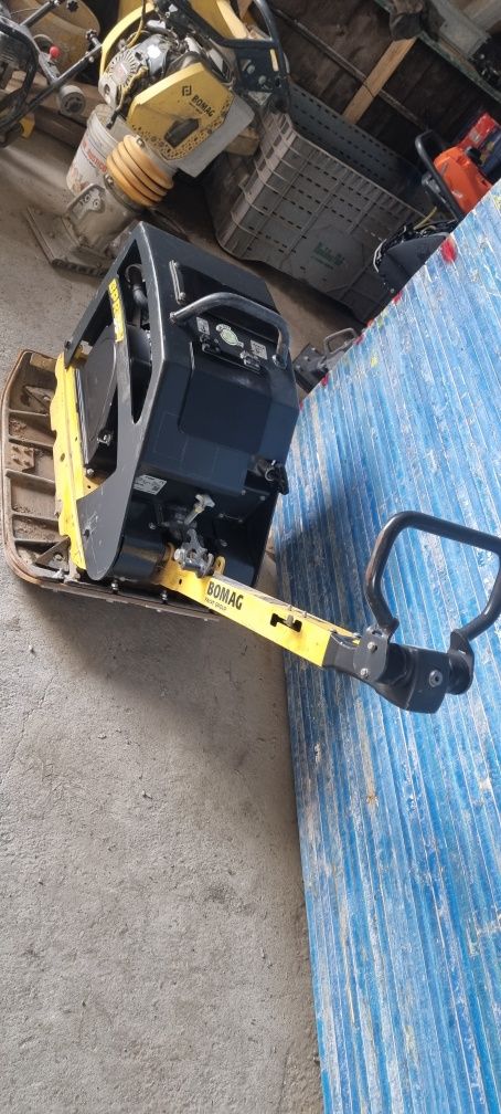 Placa compactoare Bomag BPR 35/60 D din 2021 de 225 kg