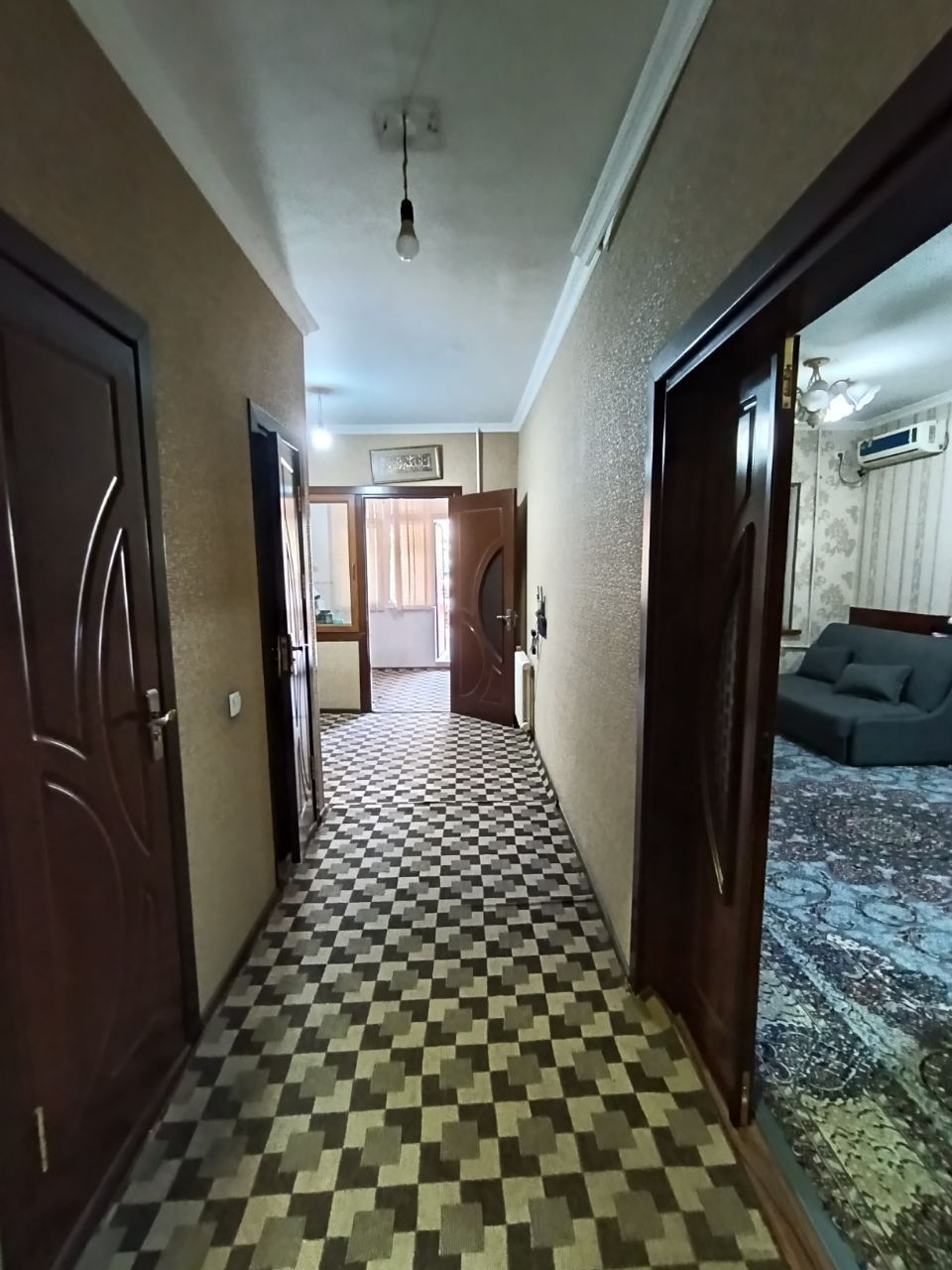 Продаю 2-х комнатную квартиру на Сергели 6, 2 с/у, лифтовая