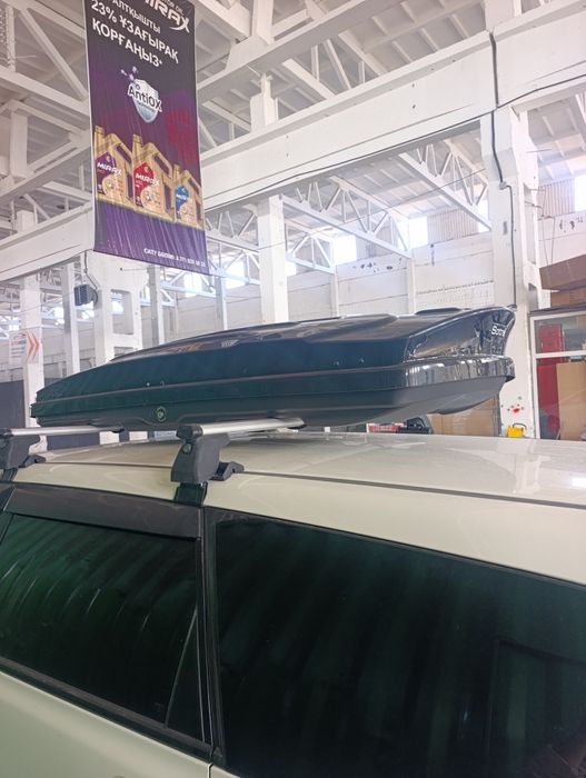 Автобокс с поперечными релингами