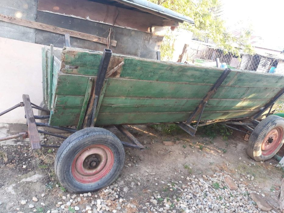 Căruță de vânzare