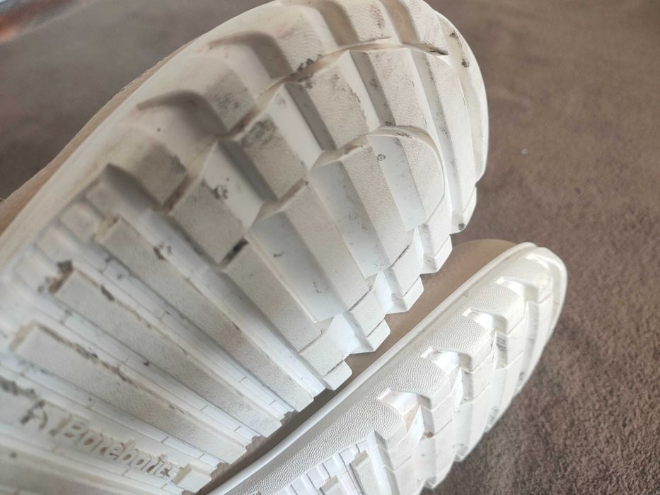 Barebarics BeLenka Urban Edge 43