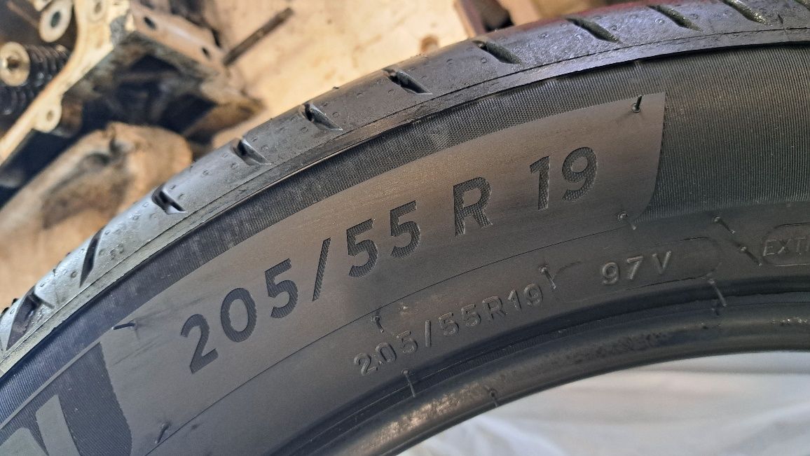 Anvelope michelin 205 55 r19
