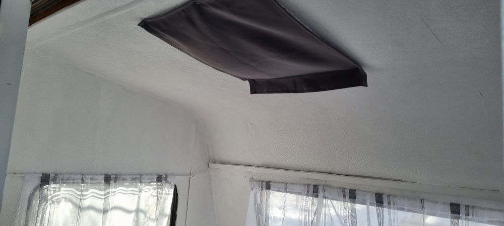 Vând rulotă stare foarte bună