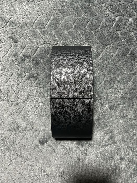 Ochelari Prada.