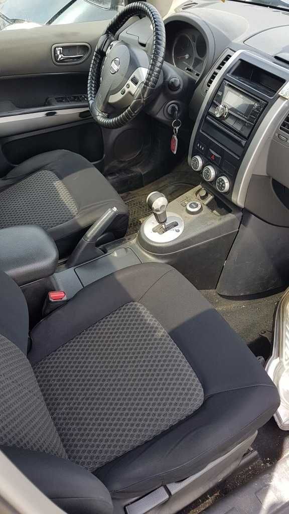 Nissan X-trail 2.0 DCI Т31 /Панорама/JVC Media/ На части