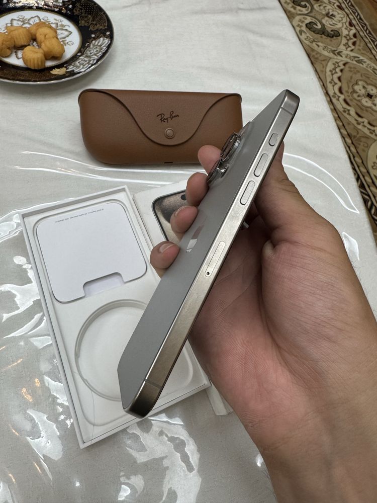 Iphone 15pro max 256gb