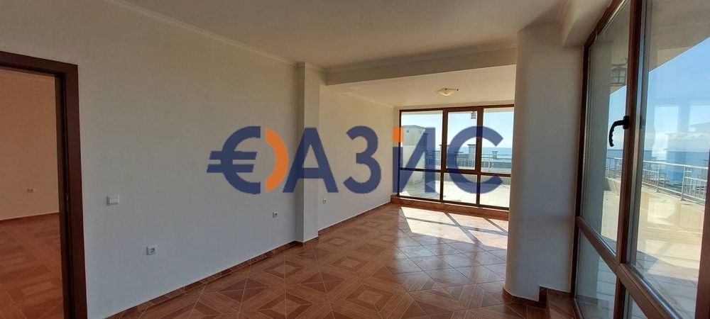 Продава се Четиристаен апартамент в Свети Влас - 247 кв.м за 1008 €/кв.м - Снимка #1