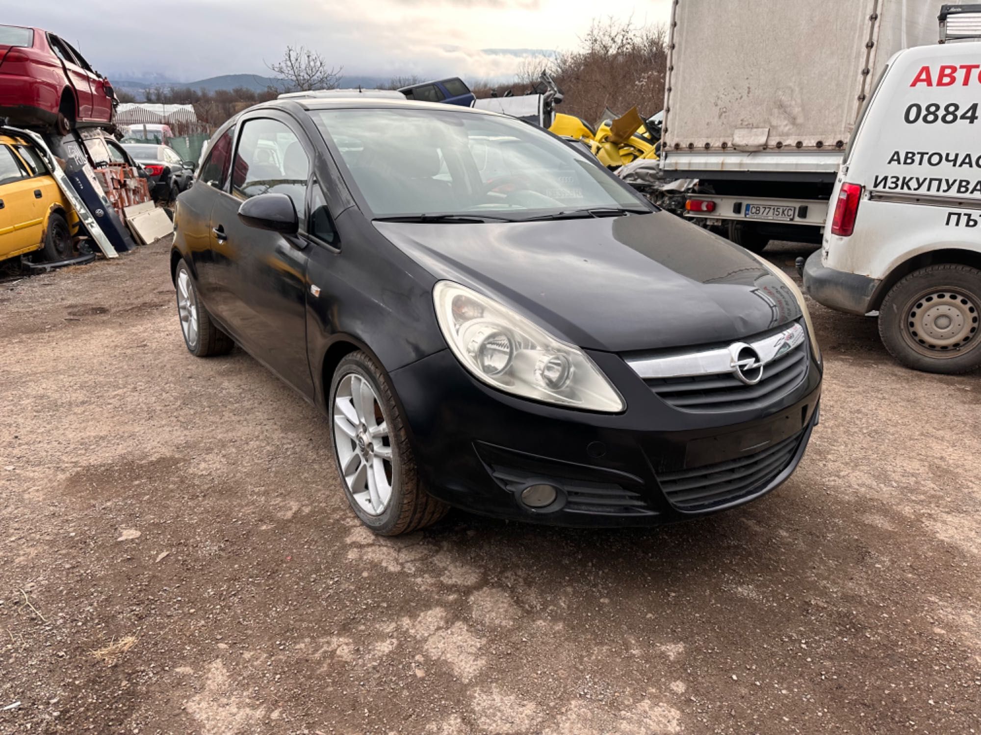 НА ЧАСТИ! Opel Corsa D 1.4i Z14XEP 90кс. 2009 г. Климатик 17" джанти