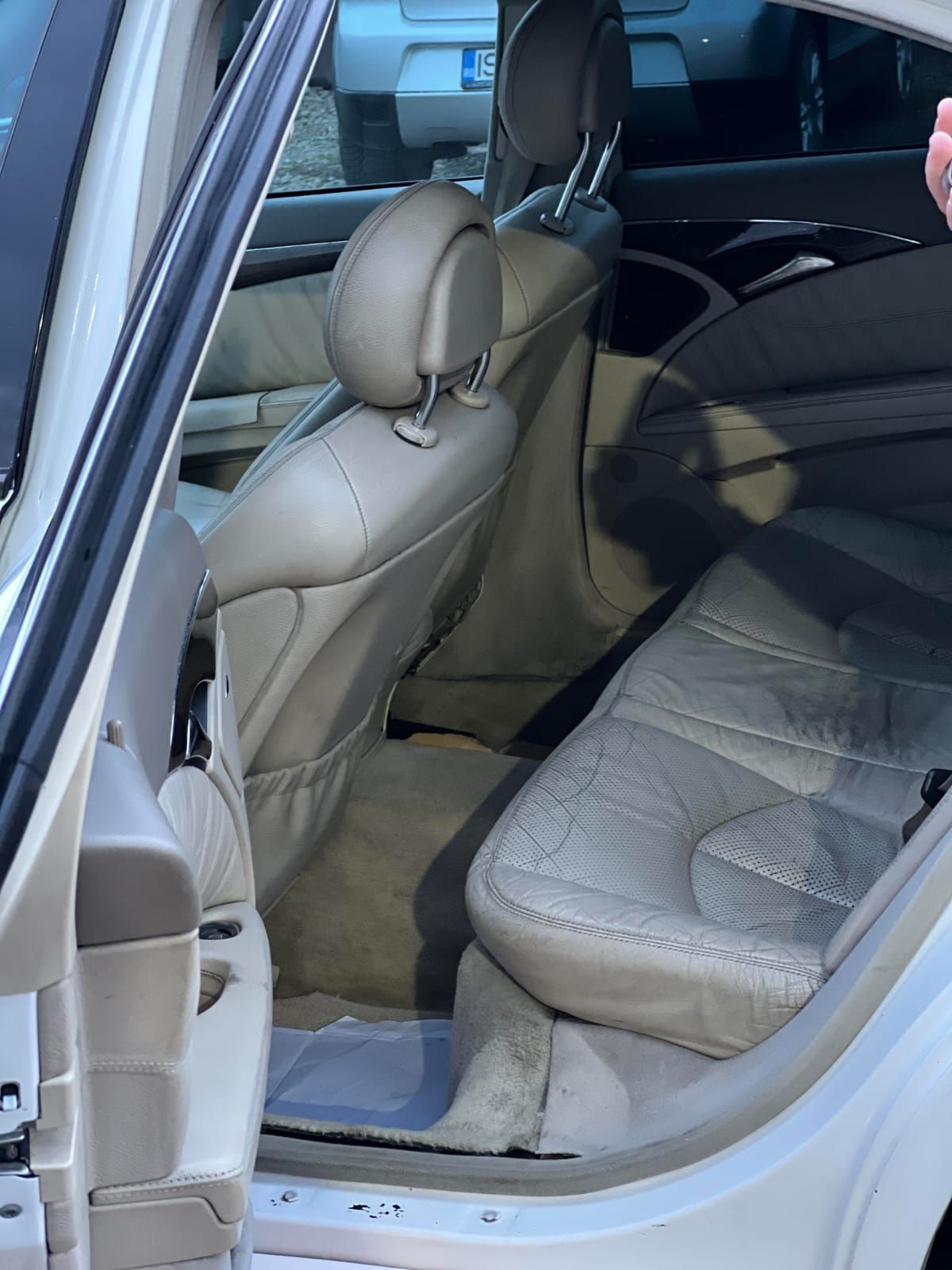 Mercedes E class w211