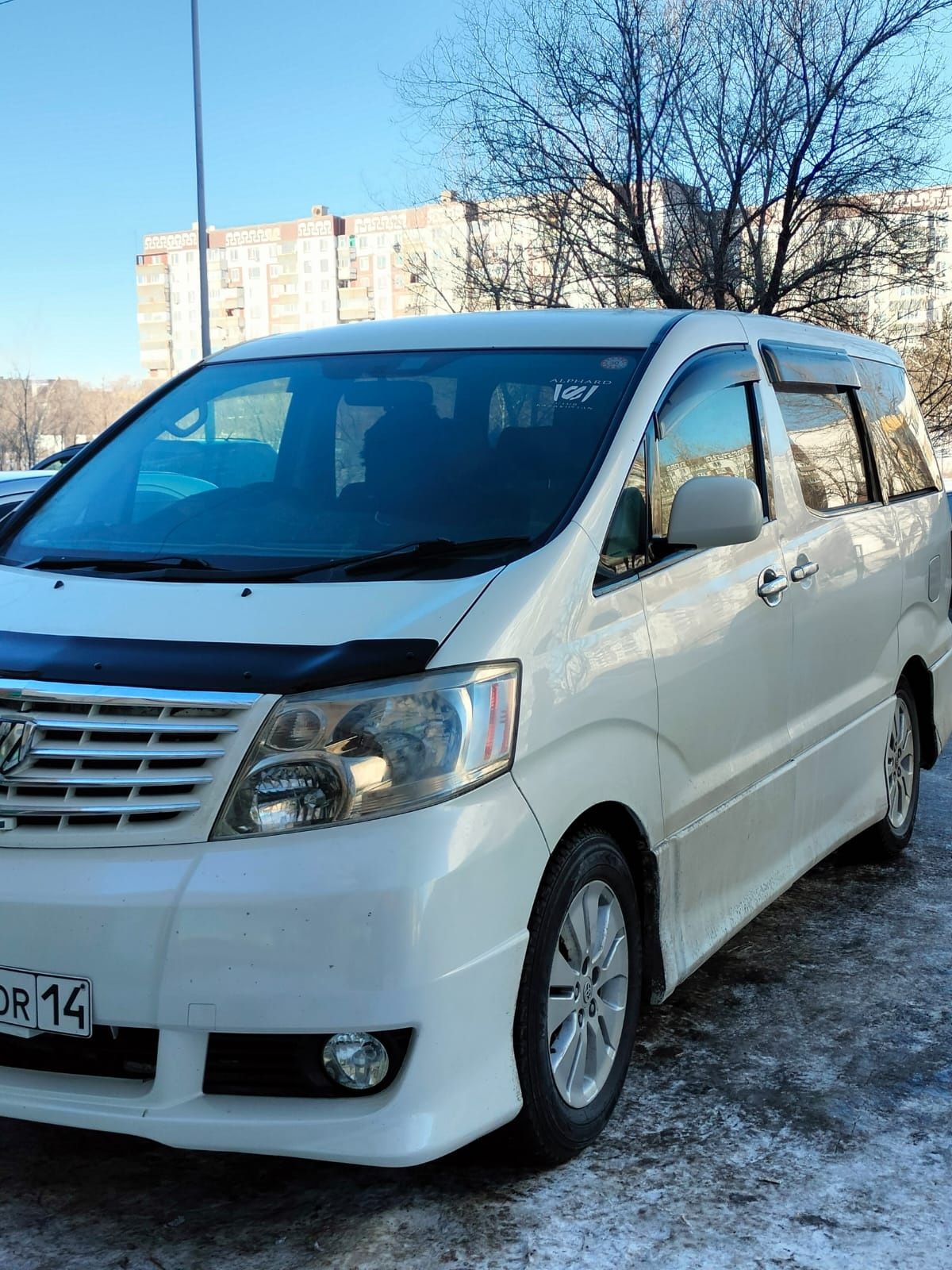 Продам Toyota Alphard 2005 г/в. Бартер на КРС.