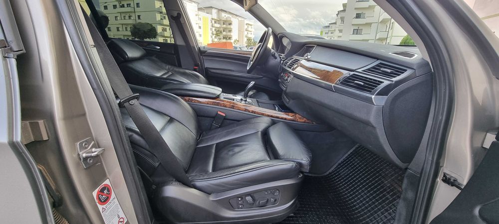 Bmw X5 3.0D 245Cp Xdrive M-Paket An 
Fabricatie  2012 Euro5