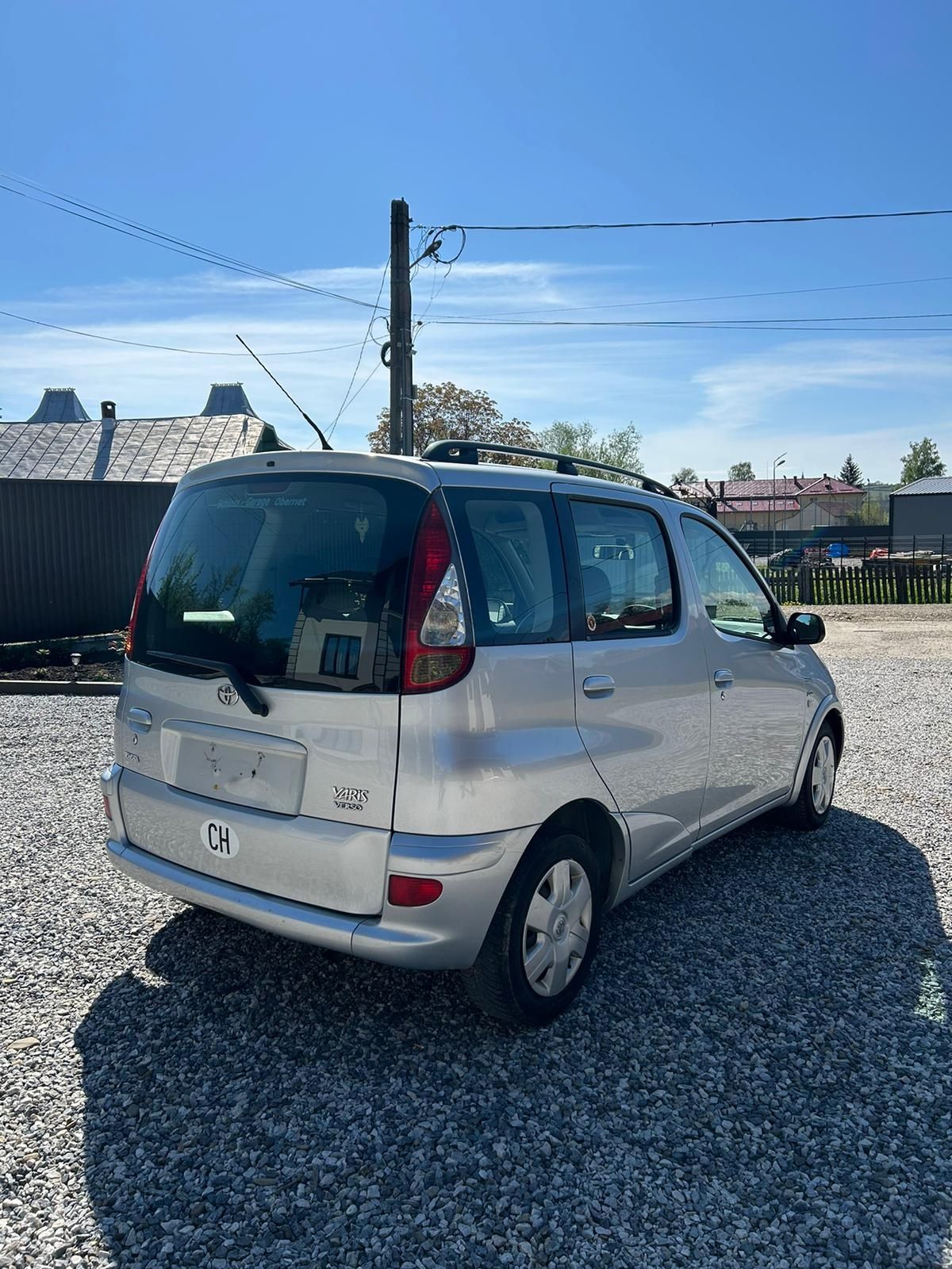 Vând Toyota yaris verso 1.4d