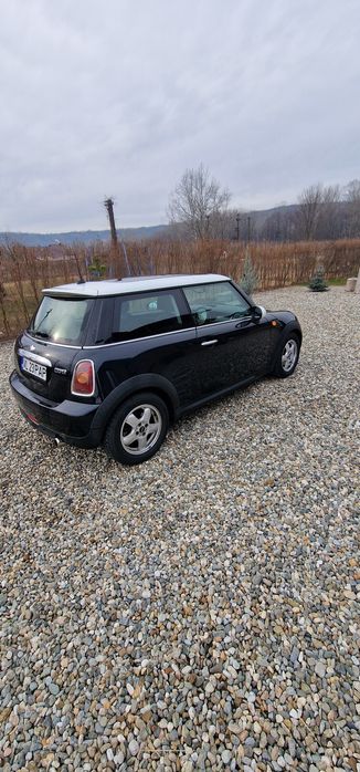 Mini Cooper ( nu Mini One )