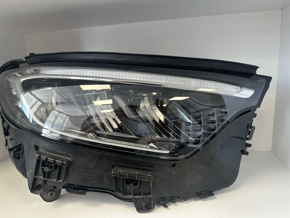 Mercedes w254 GLC led фар фарове десен