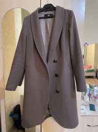 Продам пальто с шалевым воротником размера М за 13 тысяч