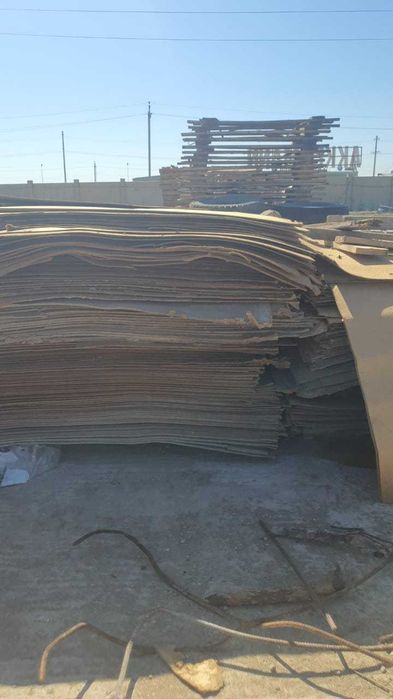 Продам лист ДВП б.у ,  древесно волокнистые плиты