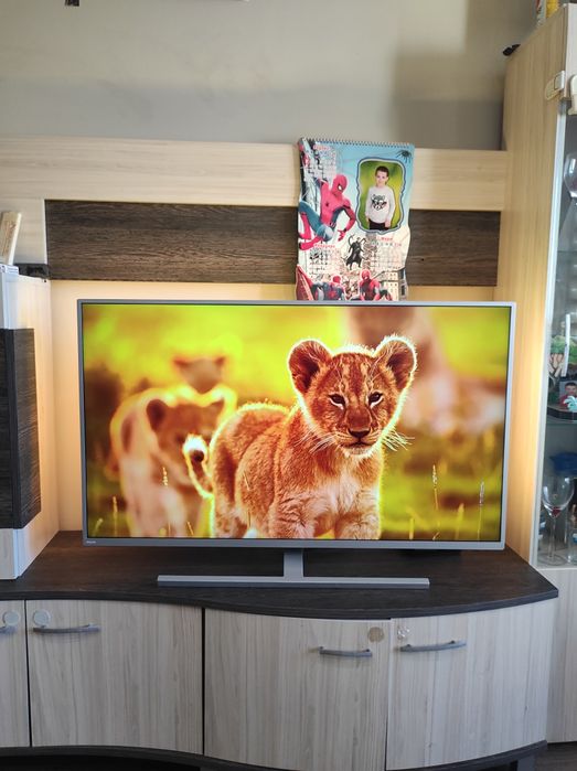 Смарт Телевизор PHILIPS 43 инча Android Ultra HD 4K Ambilight