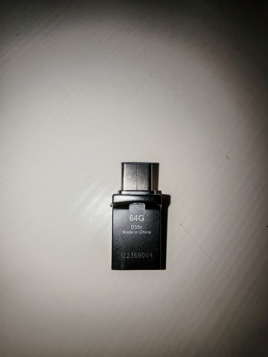 Флешка на LIXIANG 64 gb